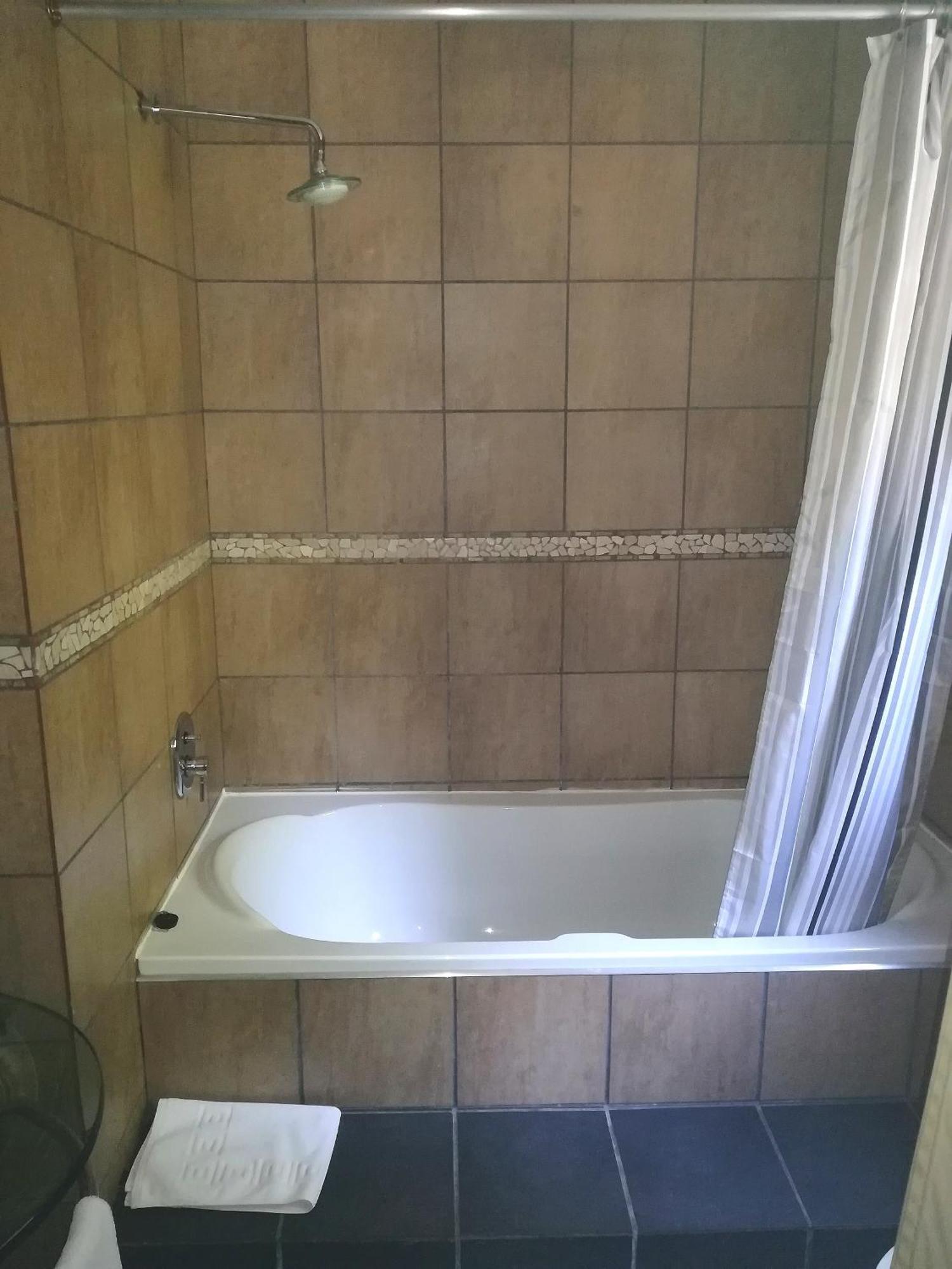 24 Onvrey 3 Star Guest House Boksburg Exterior foto