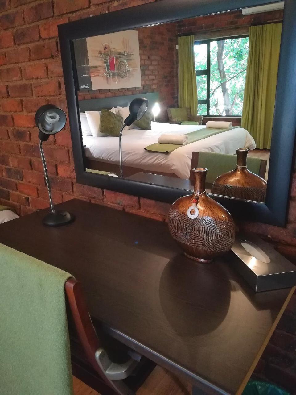 24 Onvrey 3 Star Guest House Boksburg Exterior foto
